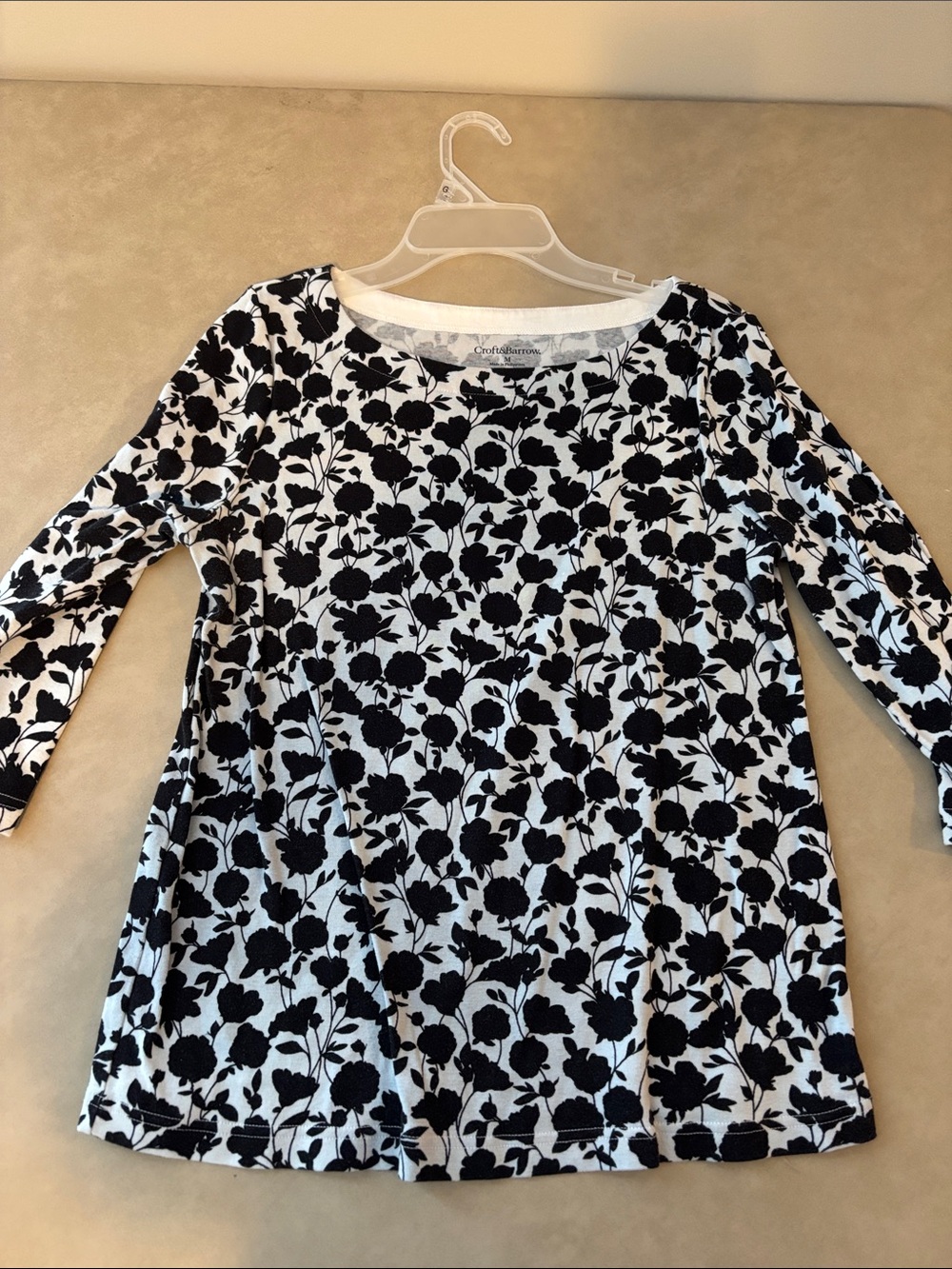 croft & barrow Black and White Floral Scoop Neck Tunic